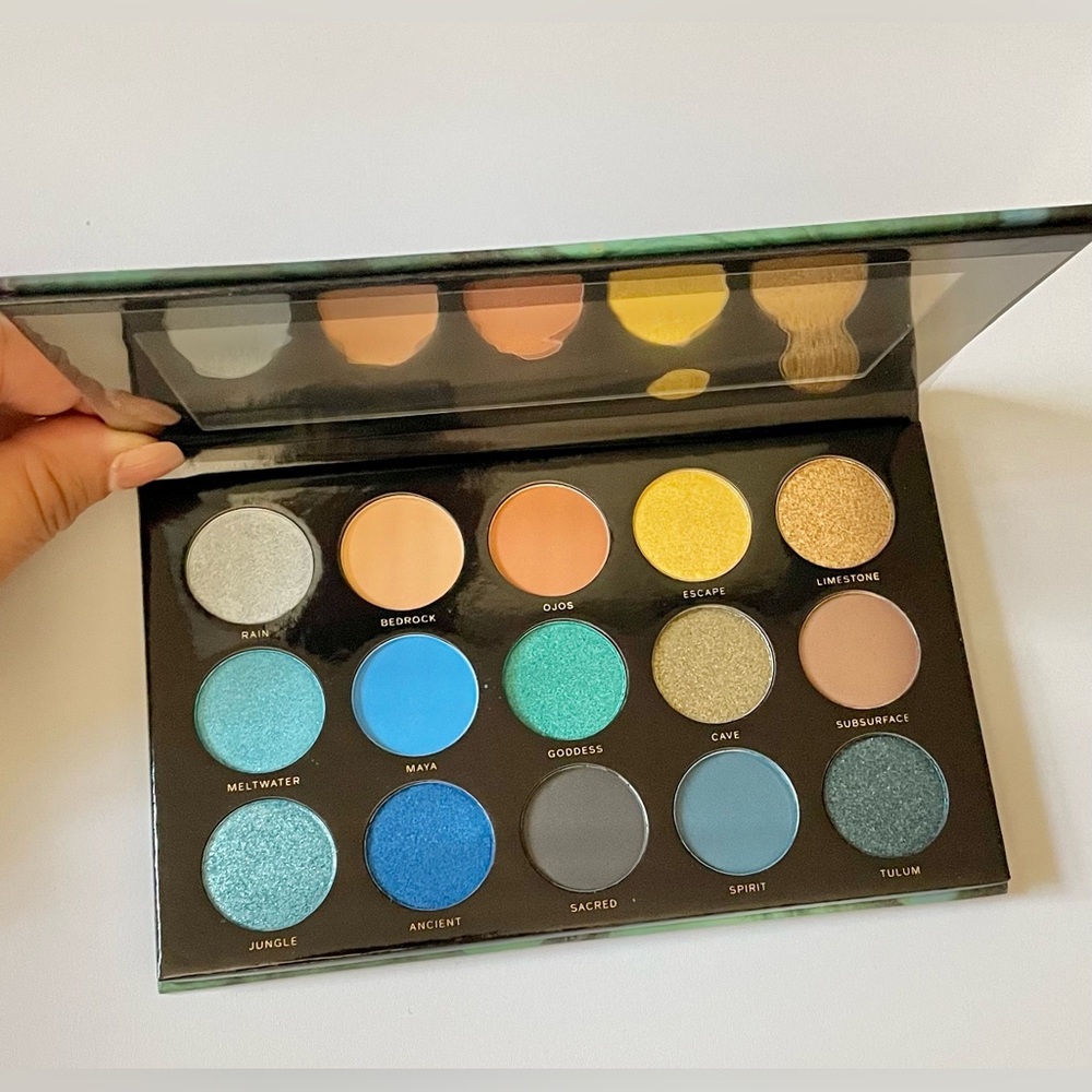 Hipdot - Cenote Pressed Eyeshadow Palette